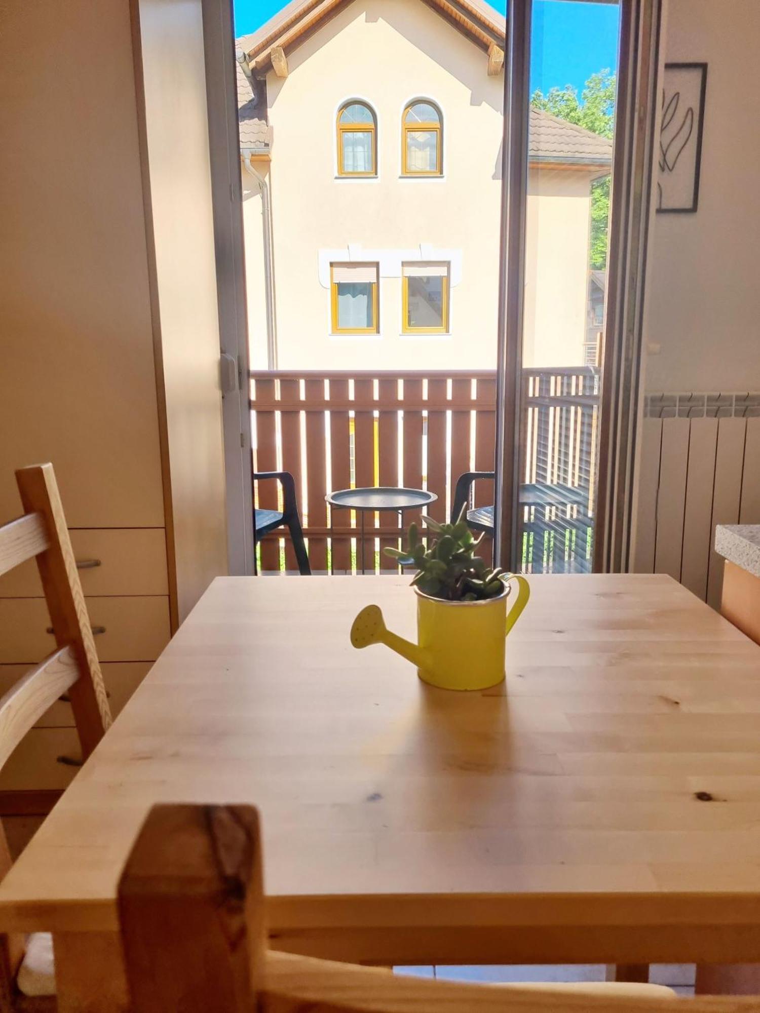 Apartmaji Pri Ticelnu Бовец Экстерьер фото